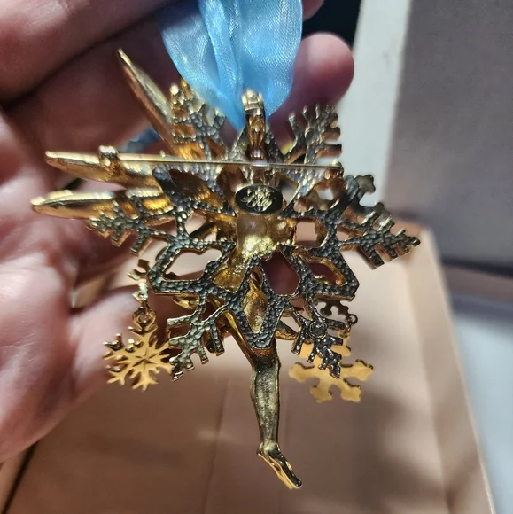 Kirks Folly Delphine Snow Fairy Brooch, Pendant or Ornament - Picture 8 of 12